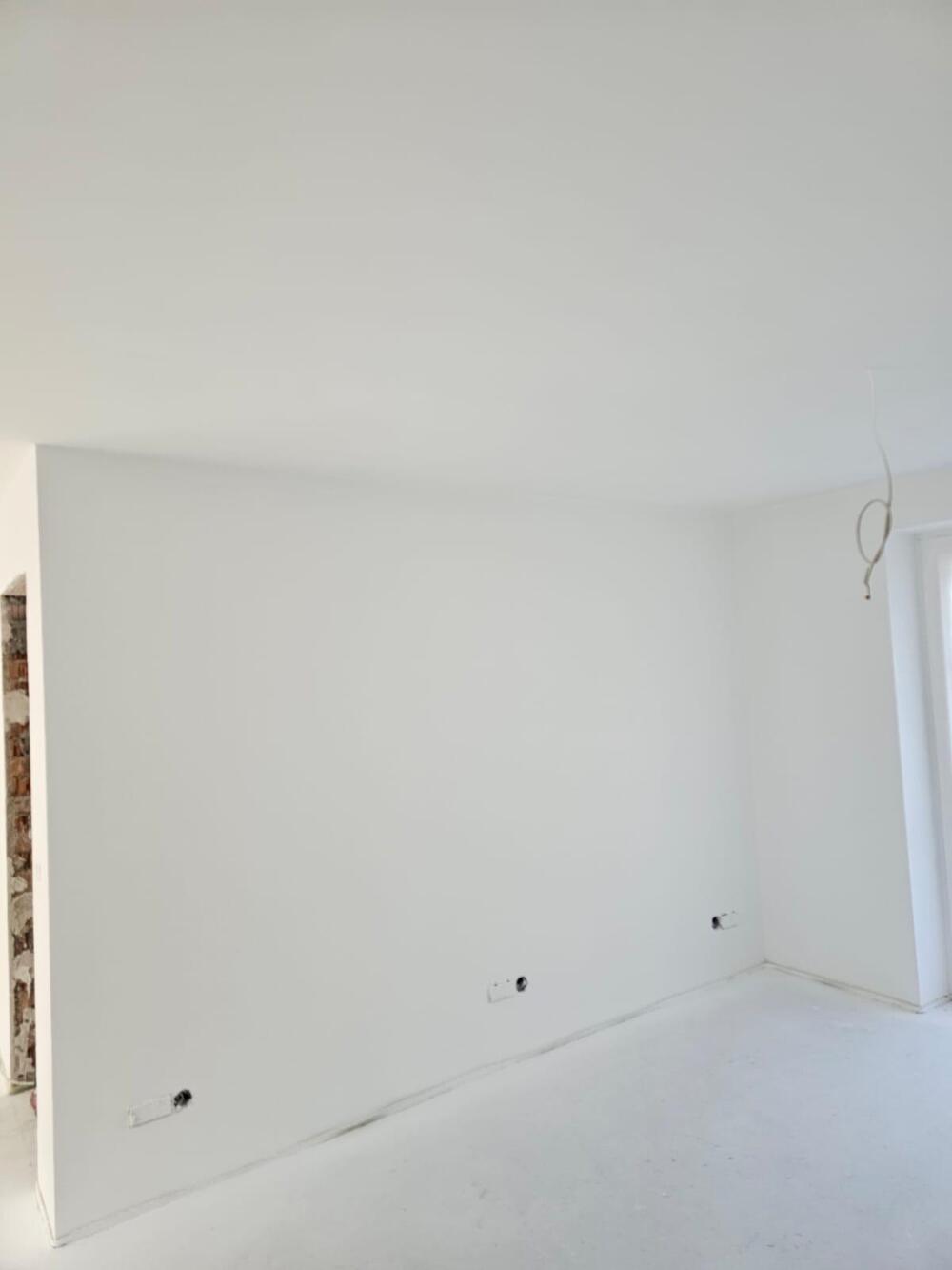 Zierfüllung mit Kalk, Oberfläche vergoldet, BV EFH in München von Thomas Flecks Kreativspachtelungen